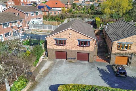 3 bedroom detached bungalow for sale, Fraser Road, Carlton, Nottingham