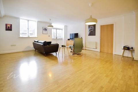 1 bedroom ground floor maisonette to rent, Davy Court Rochester ME1