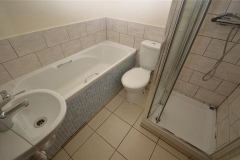Studio for sale, Stockwood Crescent, Luton, Bedfordshire, LU1