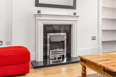 2 bedroom flat for sale, Grindlay Street, Grassmarket, Edinburgh, EH3