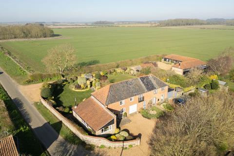 3 bedroom semi-detached house for sale, Delightful Barn Conversion in Burnham Market