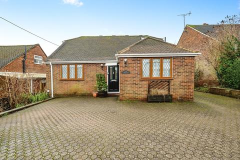 3 bedroom detached bungalow for sale, Trees Avenue, Hughenden Valley, High Wycombe