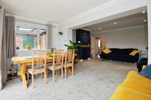 3 bedroom detached bungalow for sale, Trees Avenue, Hughenden Valley, High Wycombe