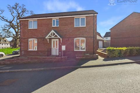 4 bedroom detached house for sale, Gale Way, Tiverton EX16