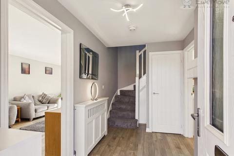 4 bedroom detached house for sale, Gale Way, Tiverton EX16