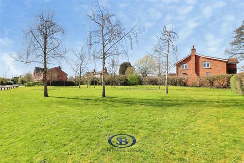 4 bedroom detached house for sale, Rose Way, Sandbach