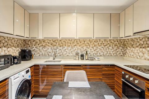 Studio to rent, King Charles Terrace, Sovereign Court, Wapping, E1W