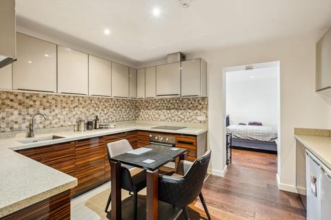 Studio to rent, King Charles Terrace, Sovereign Court, Wapping, E1W