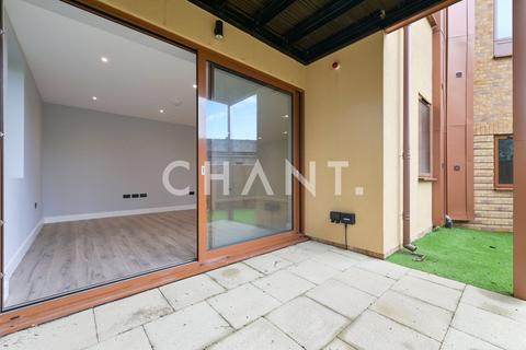2 bedroom apartment to rent, Woden Apartments,, 59 Cuckoo Hill,, Pinner, HA5