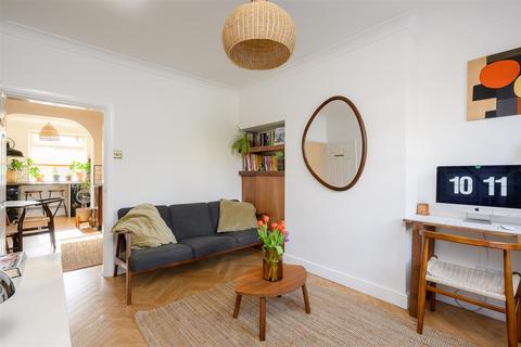 2 bedroom end of terrace house for sale, York Street, Dunnington, York YO19 5ST