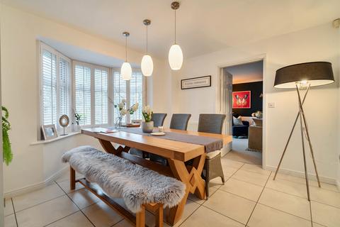 4 bedroom detached house for sale, Sir Charles Irving Close, The Park, Cheltenham