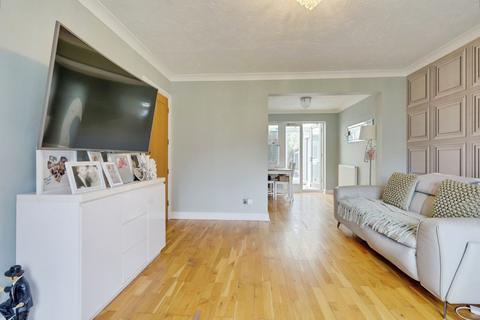 undefined, Cheyne Court, Wickford, SS12