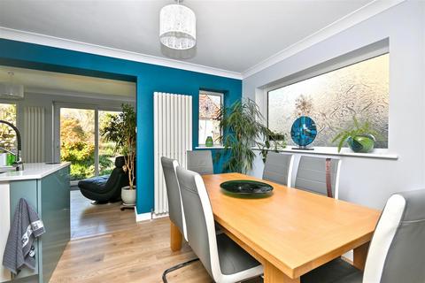 4 bedroom detached house for sale, Decoy Drive, Eastbourne