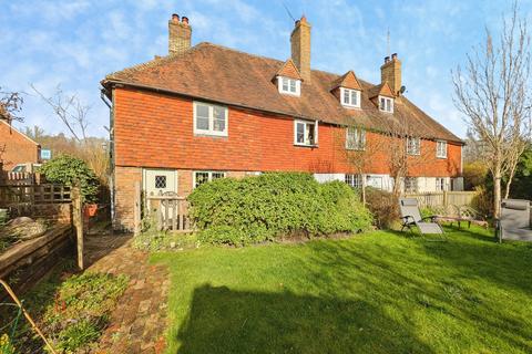 3 bedroom end of terrace house for sale, School Terrace, Robertsbridge