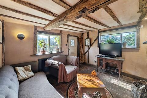 3 bedroom end of terrace house for sale, School Terrace, Robertsbridge