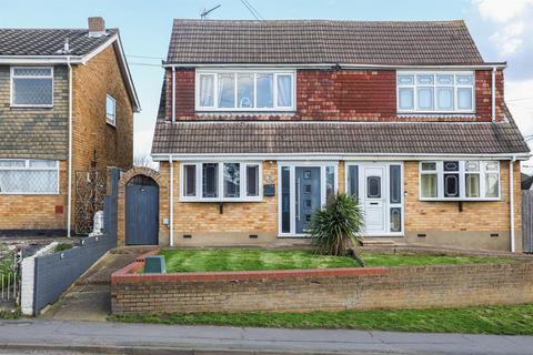 undefined, Ferry Road, Hockley SS5