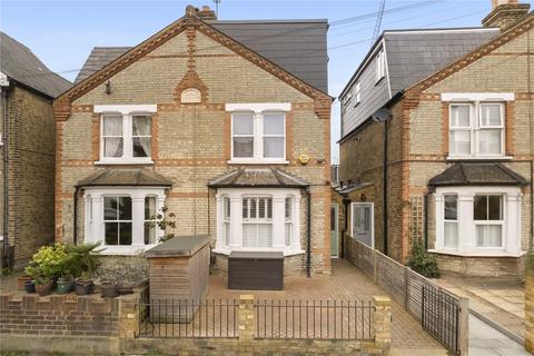Canbury Avenue, Kingston, Kingston Upon Thames, KT2