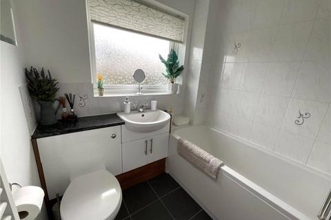 2 bedroom apartment for sale, Montagu Road, Highcliffe, Christchurch, Dorset, BH23