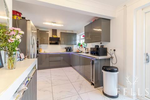 undefined, Poplar Crescent, Ringwood BH24