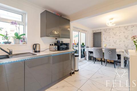 undefined, Poplar Crescent, Ringwood BH24