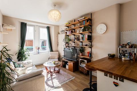 1 bedroom flat for sale, Hawthornvale, Newhaven, Edinburgh, EH6