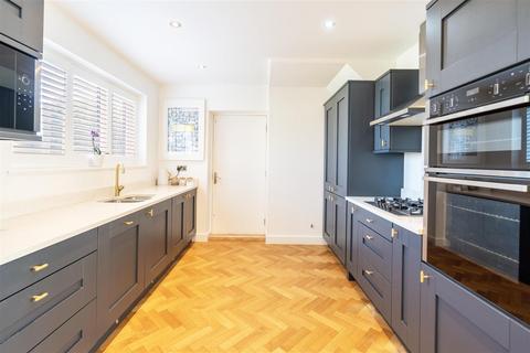 4 bedroom semi-detached house for sale, Longridge Drive, Whitley Bay
