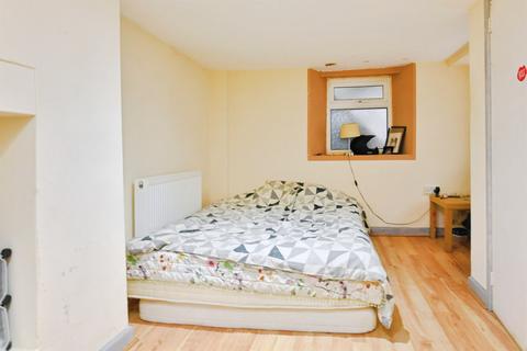 3 bedroom terraced house for sale, Craven Avenue, Plymouth