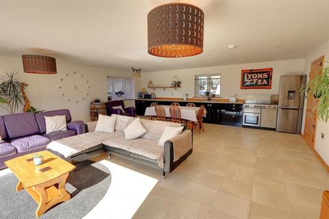 undefined, Ross Road, Huntley, Gloucester