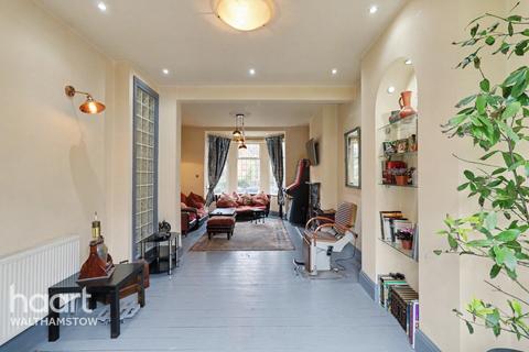 5 bedroom end of terrace house for sale, Pretoria Avenue, Walthamstow