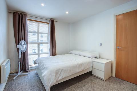2 bedroom apartment to rent, Curzon Place, Gateshead Quayside,