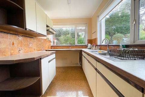 3 bedroom detached bungalow for sale, Rosewarne Gardens, Camborne, TR14