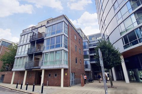 1 bedroom flat to rent, Admiralty Road, Portsmouth, PO1
