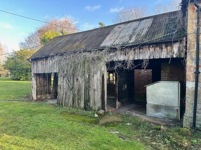 38 Hinton barn.jpg