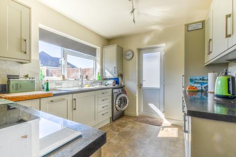 2 bedroom bungalow for sale, Downsview Road,  Eastbourne, BN20
