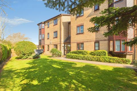 1 bedroom flat for sale, Poets Chase, Aylesbury