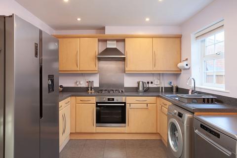 3 bedroom terraced house for sale, Mitchell Way, York, YO30