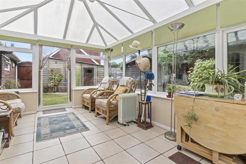 2 bedroom detached bungalow for sale, Clement Lane, Polegate BN26