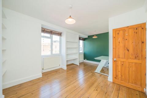 undefined, Heath Road, Twickenham TW1