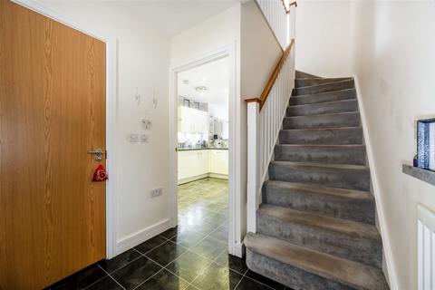 4 bedroom terraced house for sale, Brunel Way, Bedhampton