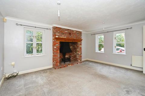 4 bedroom detached house for sale, Salvington Hill, Worthing, West Sussex, BN13