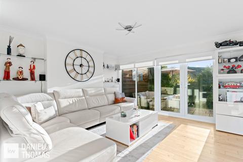 4 bedroom semi-detached house for sale, DANIEL THOMAS | Tudor Way, Waltham Abbey, EN9 1PX