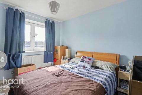 2 bedroom flat for sale, Macarthur Close, ERITH