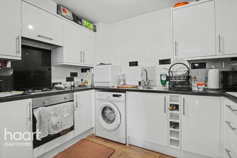 undefined, Macarthur Close, ERITH