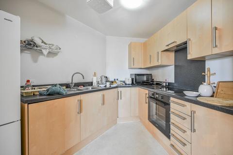 2 bedroom flat for sale, Millicent Grove, London, N13, Palmers Green, London, N13