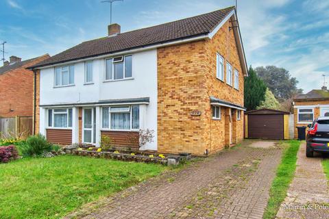 undefined, Silverdale Road, Earley, Reading