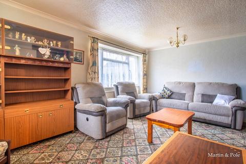 undefined, Silverdale Road, Earley, Reading