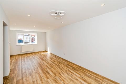 3 bedroom terraced house for sale, Derby Road, Southampton