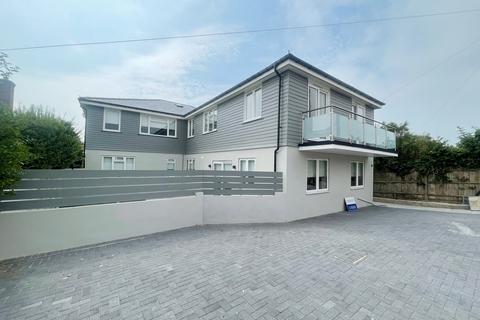 2 bedroom flat to rent, Eileen Avenue, Saltdean BN2