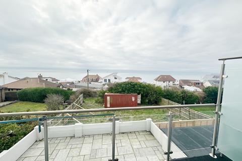 2 bedroom flat to rent, Eileen Avenue, Saltdean BN2