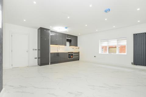undefined, High Street North, Dunstable, Bedfordshire, LU6